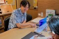 ピクシーダストテクノロジーズと球陽館ホテルズおきなわが連携、「VUEVO Display」を活用した多言語・バリアフリー接客の運用をパレスインムーンビーチで開始