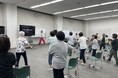 【大府市×ヤマハ音楽振興会×ピクシーダストテクノロジーズ】ガンマ波サウンド™と音楽体操を組み合わせた「まちかどエクササイズ」体験会を愛知県大府市で開催
