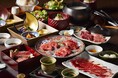 【熟成焼肉 肉源】忘新年会を盛り上げる、飲み放題付きのお得なプランが期間限定で登場!