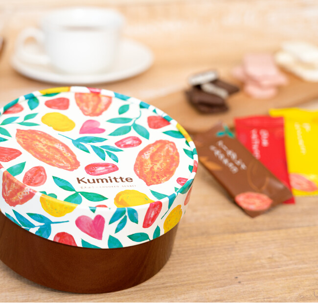 パッケージデザインは「思いっきりハピネス」 パッケージデザインは「思いっきりハピネス」