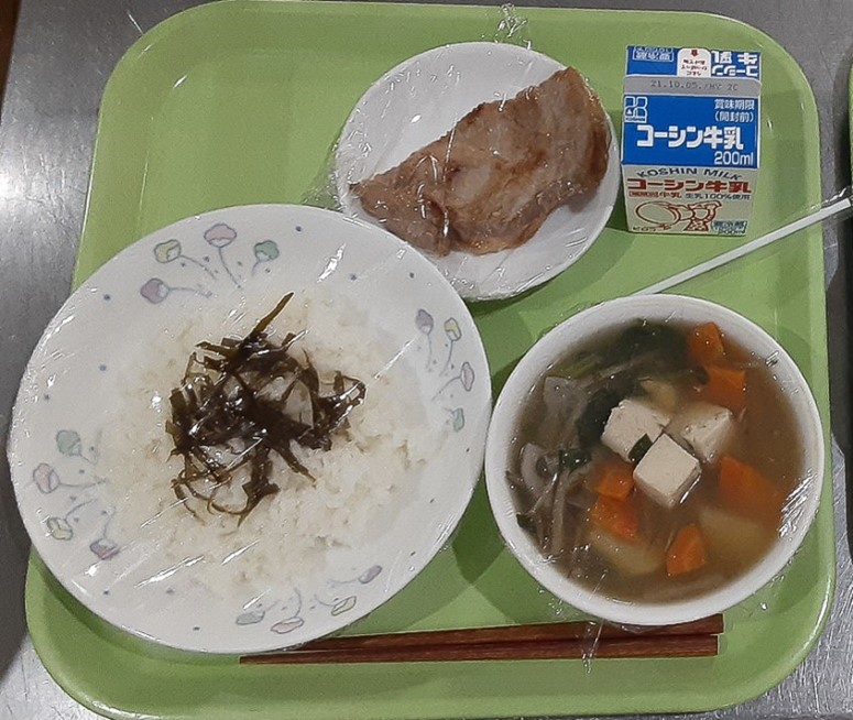 【SDGs×学校給食】だしに使用した昆布を献立に活用した調理員の工夫で食品ロスを大幅削減