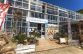 愛知県美浜町に位置する《海を観ながら牡蠣小屋》で寒い冬に「牡蠣のガンガン焼き」で体の芯まで温まる。【WOOD DESGIN PARK野間】