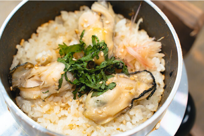 釜飯「牡蠣めし」 釜飯「牡蠣めし」