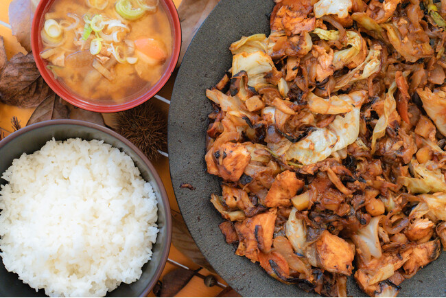 ちゃんちゃん焼きと豚汁とご飯