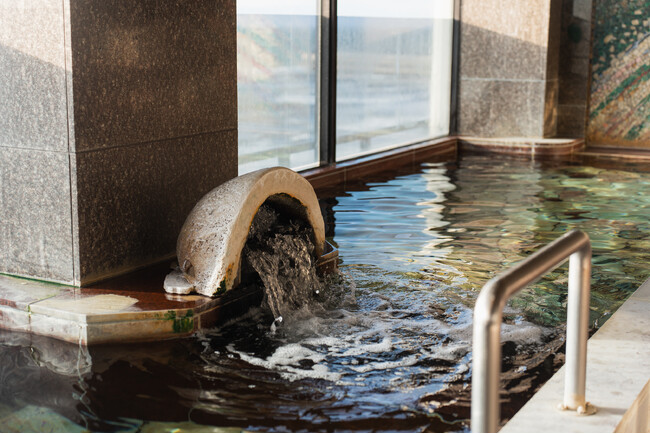 ホテル小野浦天然温泉『宝石の湯』