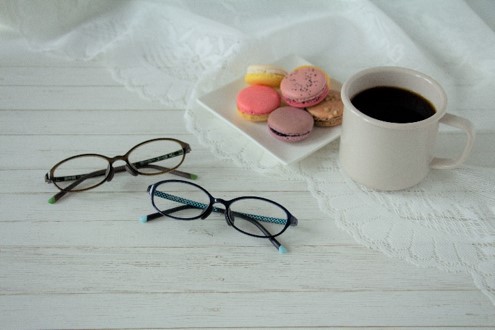 パーツ破損の心配を防ぎつつ、一人ひとりの鼻形に合わせてパッド調節可能な元気なキッズに向けた新作メガネが登場！「POCOP P-1101/1102」を2020年2月18日（火）より販売開始