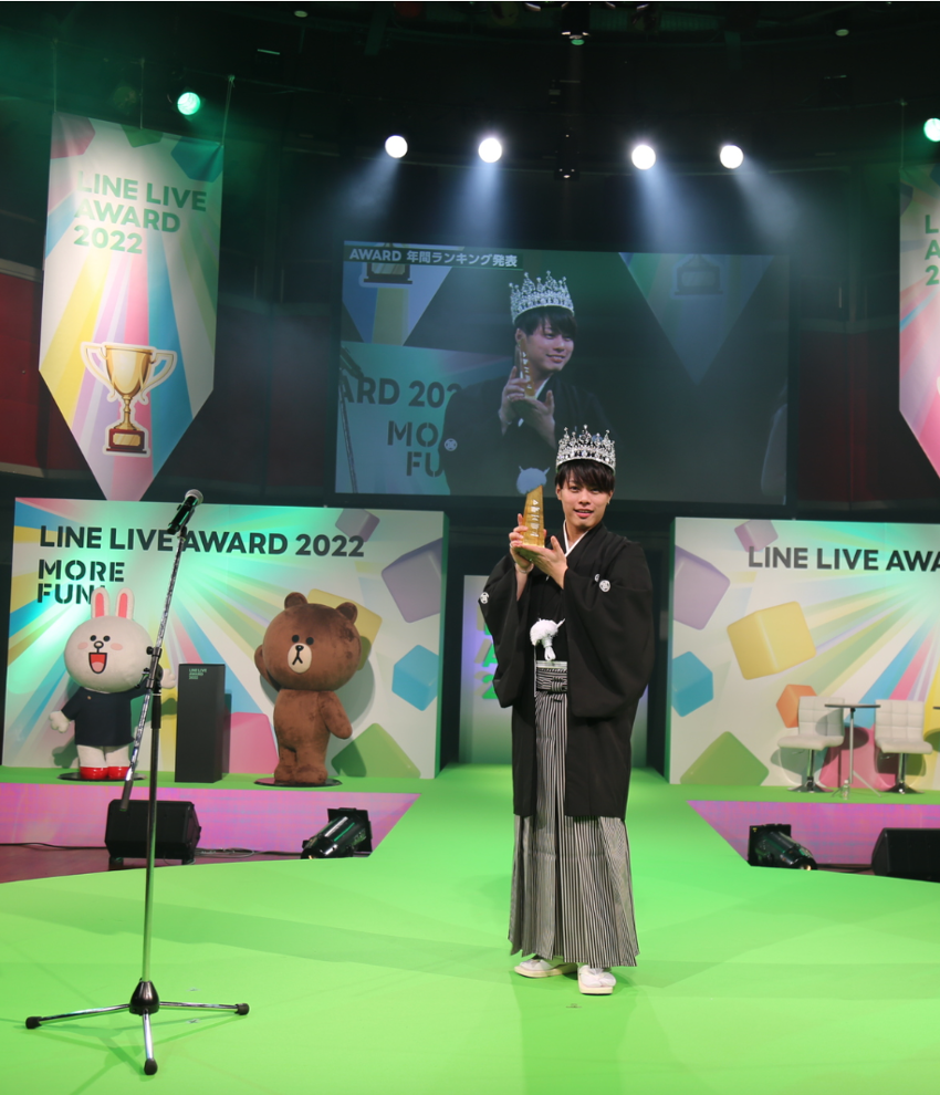 世界初のティアラデザイナーtaro Kamitaniが「line Live Award 2022」の、オリジナル王冠をデザイン製作。グランプリ