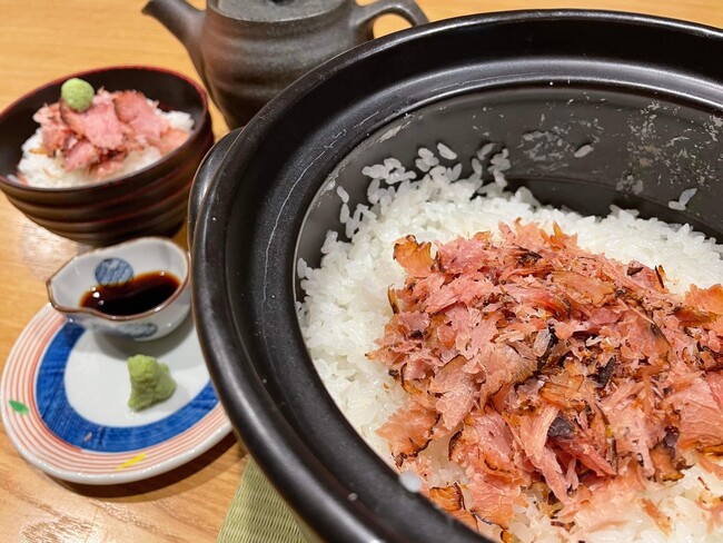 ミシュラン掲載和食店でも釜飯のトッピングに ミシュラン掲載和食店でも釜飯のトッピングに