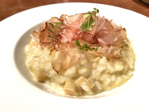 イタリアレストランでもリゾットのトッピングに採用。 イタリアレストランでもリゾットのトッピングに採用。