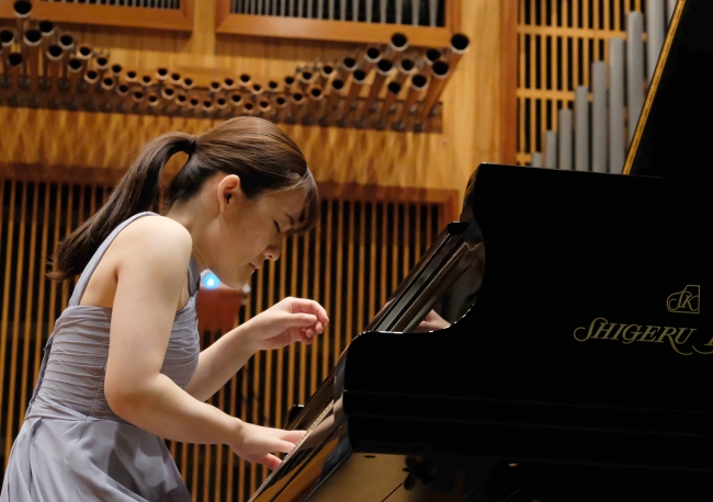 第11回パデレフスキ国際ピアノコンクールでカワイフルコンサートピアノ Sk Ex を弾いた古海行子さんが第3位入賞 株式会社河合楽器製作所のプレスリリース