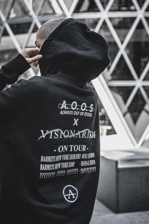 ALWAYS OUT OF STOCK x VISIONARISM x BARNEYS NEW YORK PULLOVER PRICE  ¥24,000 (+TAX)