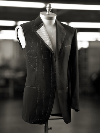 超美品　ベルベスト　スーツ　シングル　イタリア製　春夏物　バーニーズ引き続きご検討頂ければ幸いです