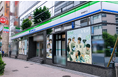 日本武道館デビューショーケース開催記念！期待のボーイズグループ「VIBY」の店舗ラッピングを8月11日（火）から期間限定で展開！～全国で買える！ファミリーマート限定ブロマイドも発売決定～