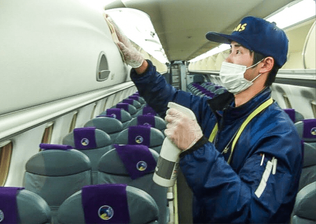 機内の客室消毒