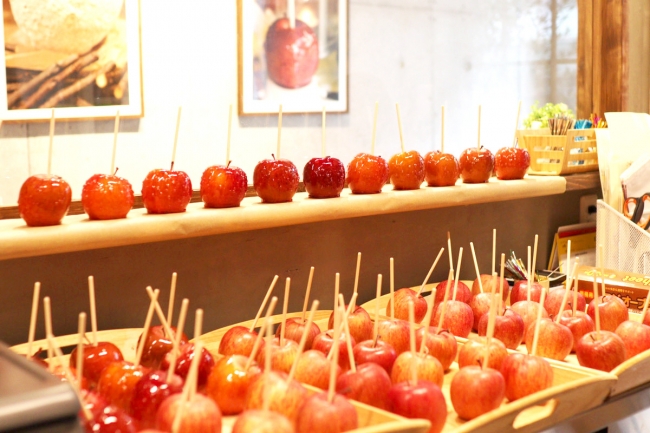 代官山で行列が絶えない りんご飴専門店 Candy Apple キャンディーアップル 原宿明治通り沿いに3 6 金 に2号店をオープン 株式会社maruのプレスリリース