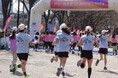 「第15回渋谷・表参道WOMEN’S RUN」に参加!“巨大ガチャマシーン”でアラスカ産天然スケソウダラの魅力を訴求