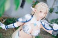 超人気コスプレイヤー・伊織もえちゃんがアニメ「Sランクモンスターの《ベヒーモス》だけど、猫と間違われてエルフ娘の騎士(ペット)として暮らしてます」とのコラボグラビアでヤングアニマルWebに登場!!