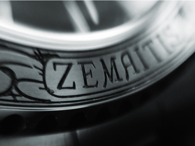 ゼマイティス・ギターをイメージした腕時計の発売が決定！｜株式会社