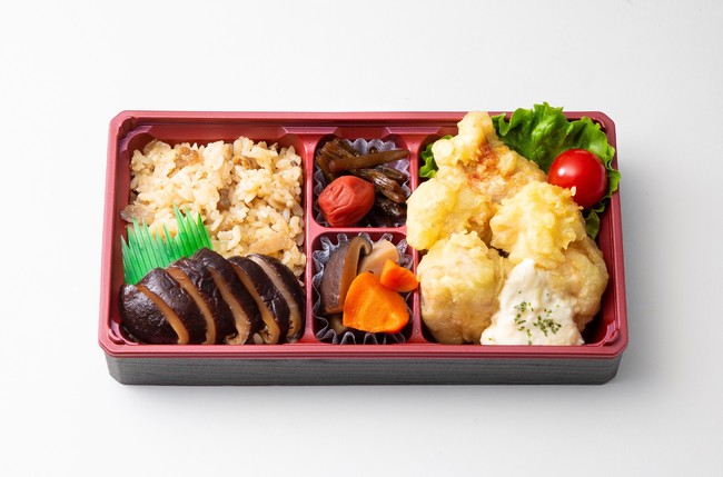 大分県<吉野鶏めし保存会> 大分の星弁当 1,404円 大分県<吉野鶏めし保存会> 大分の星弁当 1,404円