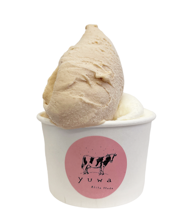 秋田県<ジェラテリアyuwa>ジェラートダブル(濃厚モンブラン、秋田県産フレッシュミルク) 511円 ※東海地区初出店※濃厚モンブランは当店限定 ※実演 秋田県<ジェラテリアyuwa>ジェラートダブル(濃厚モンブラン、秋田県産フレッシュミルク) 511円 ※東海地区初出店※濃厚モンブランは当店限定 ※実演