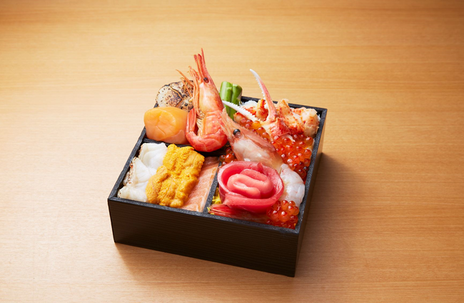 ＜鮨処 竜敏＞ 彩り味比べ 3,780円 ※各日100折限り