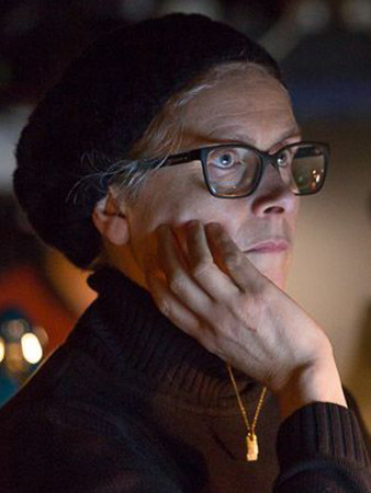 演出:ケイティ・ミッチェル 演出:ケイティ・ミッチェル