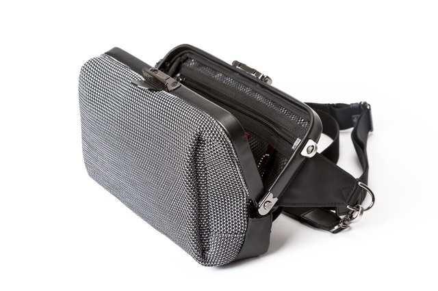 クリアランス大セール (美品未使用)イタリア製多機能バッグ ハンドバッグ