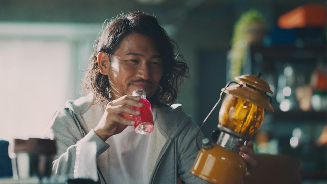月桂冠 The Shot 新cｍを放映 好きを楽しむ はじまりに 新しい日本酒の飲用シーンを表現 月桂冠株式会社のプレスリリース