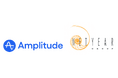 Amplitudeとネットイヤーグループ、戦略的パートナーシップ契約を締結し、国内のデジタルアナリティクス活用を加速