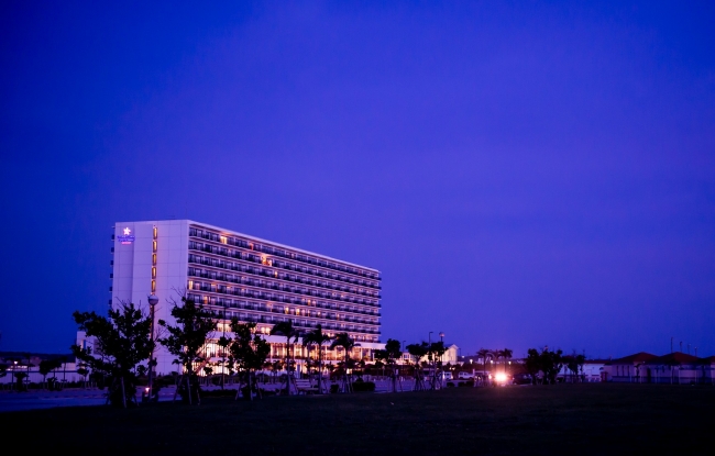 サザンビーチホテル リゾート沖縄 年末年始のご旅行は贅沢にゆったりのんびりと プレミアムクラブルームに泊まる連泊割プラン 天気が良ければ初日の出も サザンビーチホテル リゾート沖縄のプレスリリース