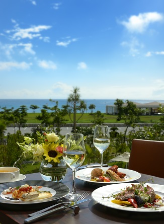 サザンビーチホテル リゾート沖縄 ブッフェレストラン レイール で 鮪 初鰹フェア を期間限定開催 沿線グルメ