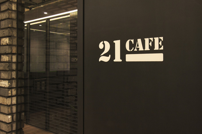 21cafeの入り口