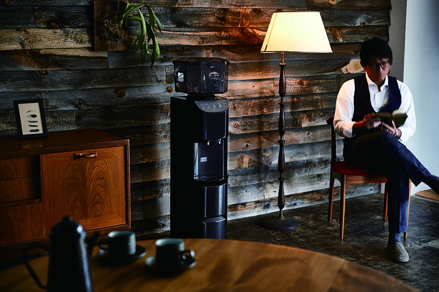 こんなウォーターサーバーが欲しかった インテリアにもマッチする新カラーが誕生 岩谷産業株式会社のプレスリリース