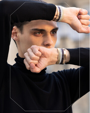 (C)BOUCHERON (C)BOUCHERON
