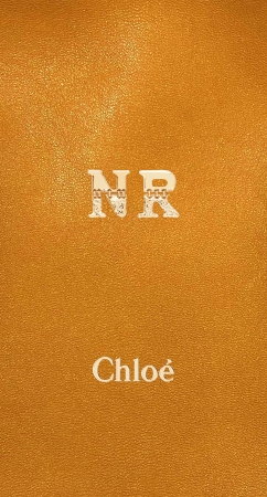 クロエ Line公式アカウントお友だち限定 パーソナライズ壁紙のプレゼントをスタート リシュモンジャパン株式会社 Chloeのプレスリリース