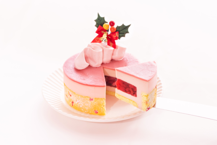 クリスマスケーキで支援 関西発 ブライダル企業 自社お菓子ブランド活用で ピンクリボン運動 貢献 期間限定ケーキ を発売 株式会社タガヤのプレスリリース