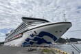 京都舞鶴港に大型クルーズ船ダイヤモンド・プリンセスが寄港