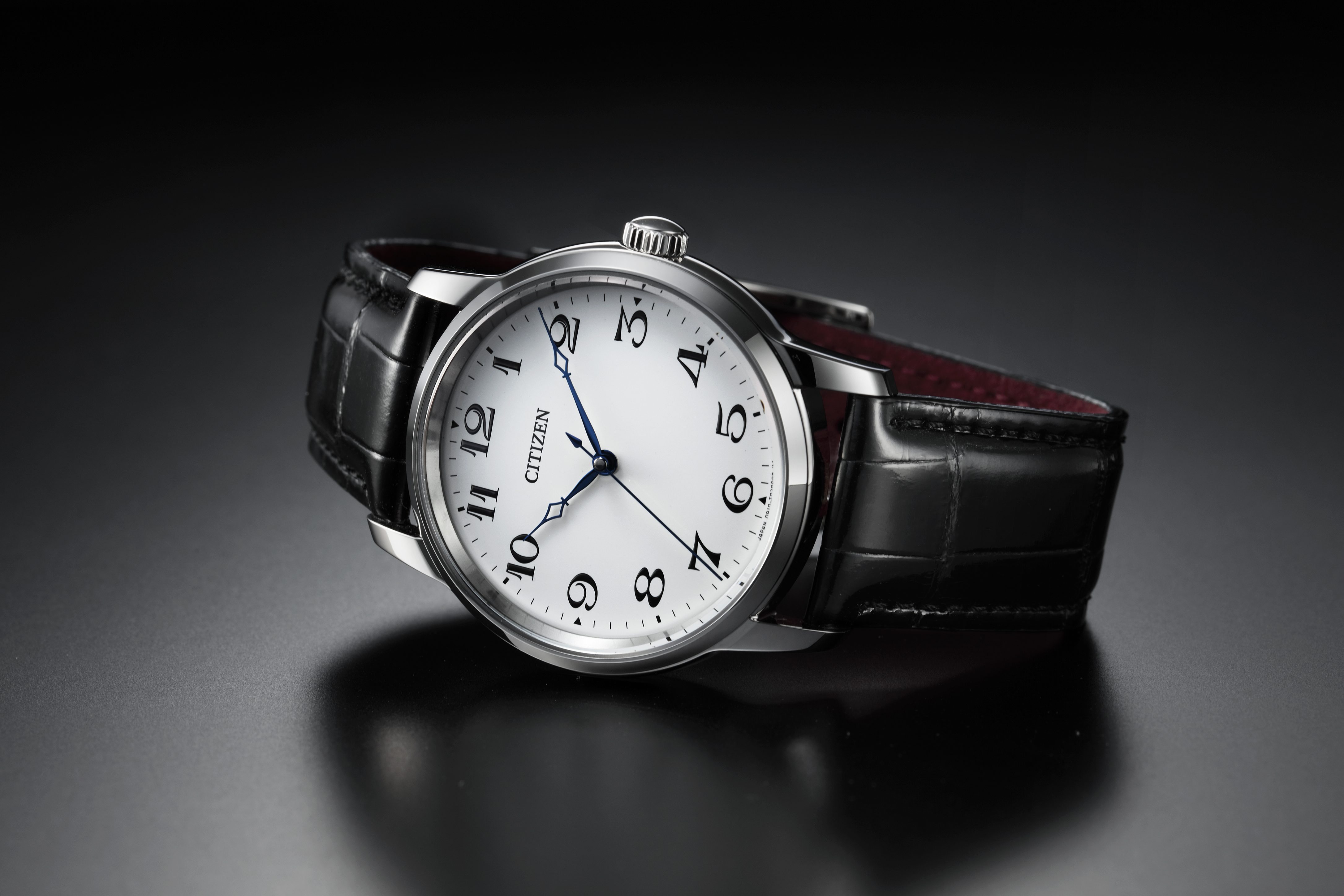 わずか16本のみ！プラチナ950ケースの機械式腕時計発売｜シチズン時計