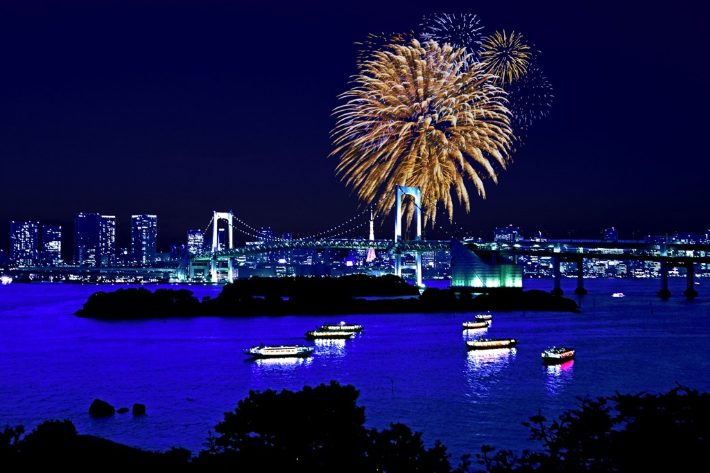 東京湾を一望できる 一夜限りの特別プラン 第24回東京湾大華火祭 8 11 土 の 観覧席 イタリアンディナー発売 ベストブライダルのプレスリリース