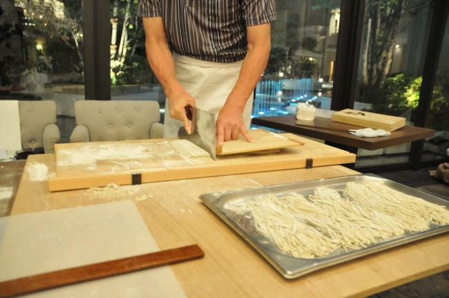 ▲“信州蕎麦”打ち体験は日にち限定で開催