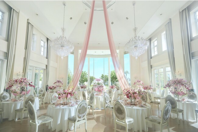 非日常空間で楽しむアフタヌーンティー 非日常空間で楽しむアフタヌーンティー