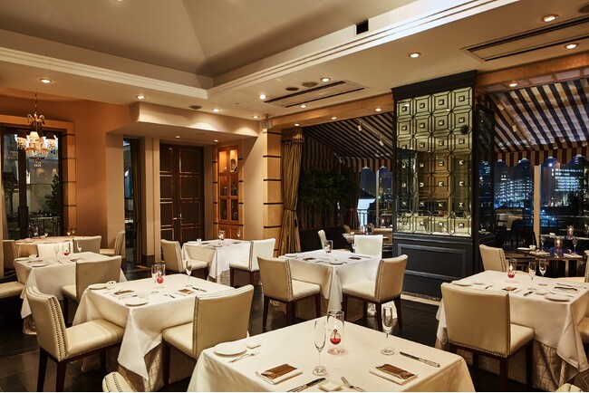 リストランテ マンジャーレ ウォーターエッジ YOKOHAMA 内観 リストランテ マンジャーレ ウォーターエッジ YOKOHAMA 内観