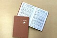 多彩な機能が一つに。北海道旅行やビジネスシーンに最適な一冊!時刻表とダイアリーがセットになった便利で今までにない手帳。「JR北海道時刻表付き手帳2025」発売!