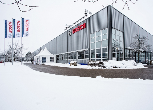 ボッシュに社名変更したドイツ／シュヴェービッシュ・グミュントの工場。ZF Lenksystemeの工場であった第7工場には現在、ボッシュのロゴが掲げられています。