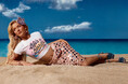 Desigual x Zara Larsson夏を"生き方"に変える「LIFE'S A BEACH」キャンペーンを始動
