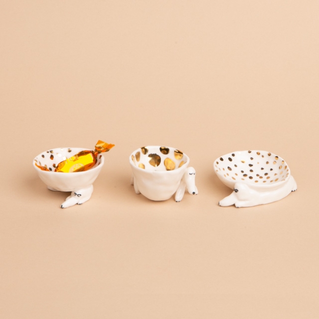 エレオノール・ボストロムの代名詞「犬」のクリスマスコレクション登場