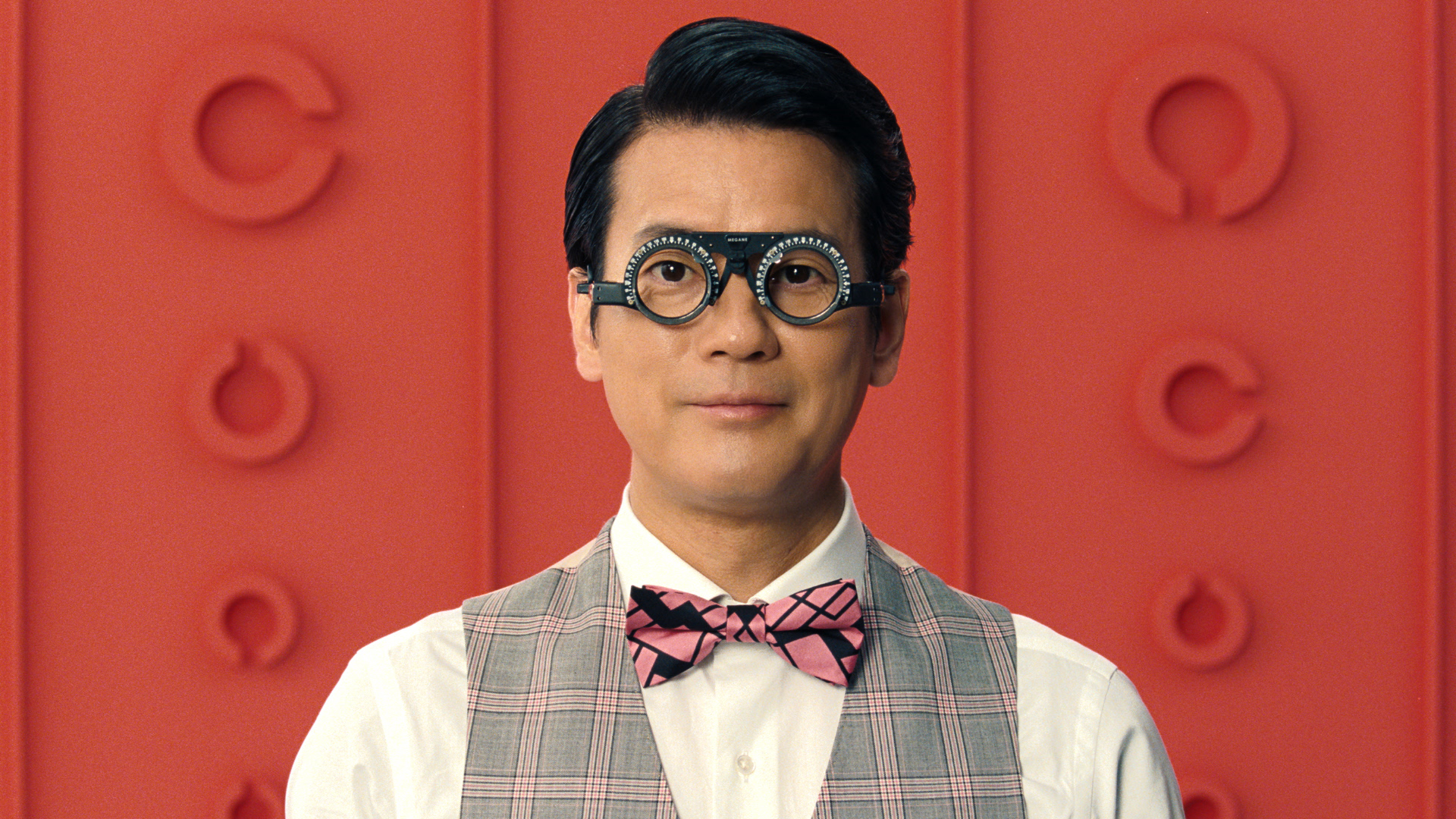 眼鏡市場 唐沢寿明さんを新cmキャラクターに起用 ｔｖｃｍ だって 夏だから 篇 ナイス遠近 篇 ６月２３日 金 より２本同時放送スタート 株式会社メガネトップのプレスリリース