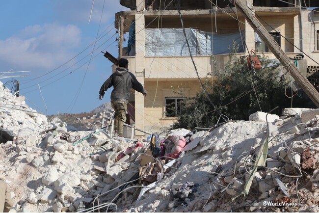 2023年2月6日に発生した地震はシリア北西部、トルコ南部に甚大な被害をもたらしました