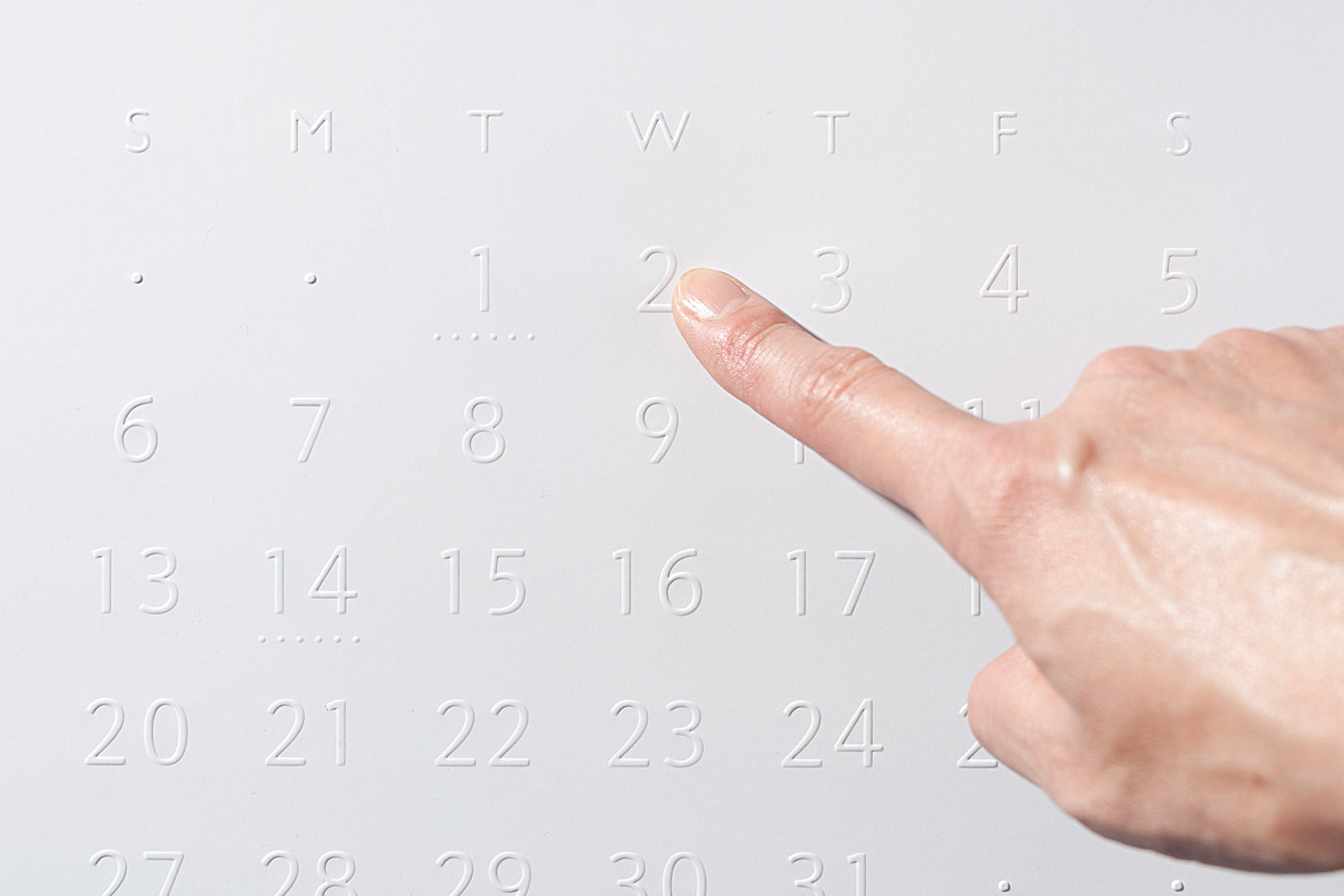 触れて読む 陰影で読む バリアフリーカレンダー21 発売 有限会社 真美堂手塚箔押所のプレスリリース