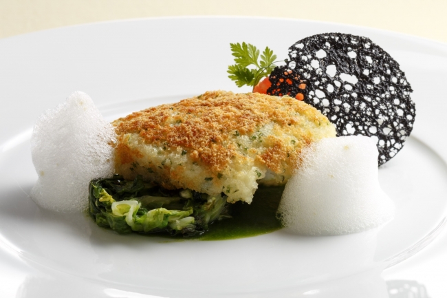 魚料理：宮城県産白身魚のヴィエノワーズ風～春菊のソース～